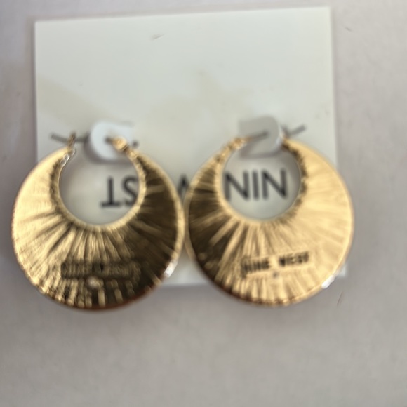 NINE WEST EARRINGS, NWT - Picture 3 of 4